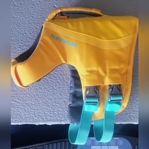 Ruffwear life jacket/vest